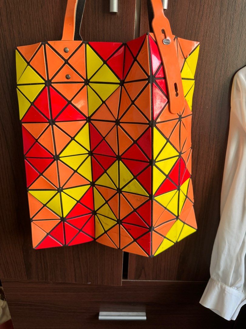 Issey miyake 6x6 2025