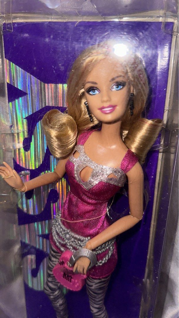 Barbie Fashionistas Sassy Hobbies Toys Toys Games On Carousell