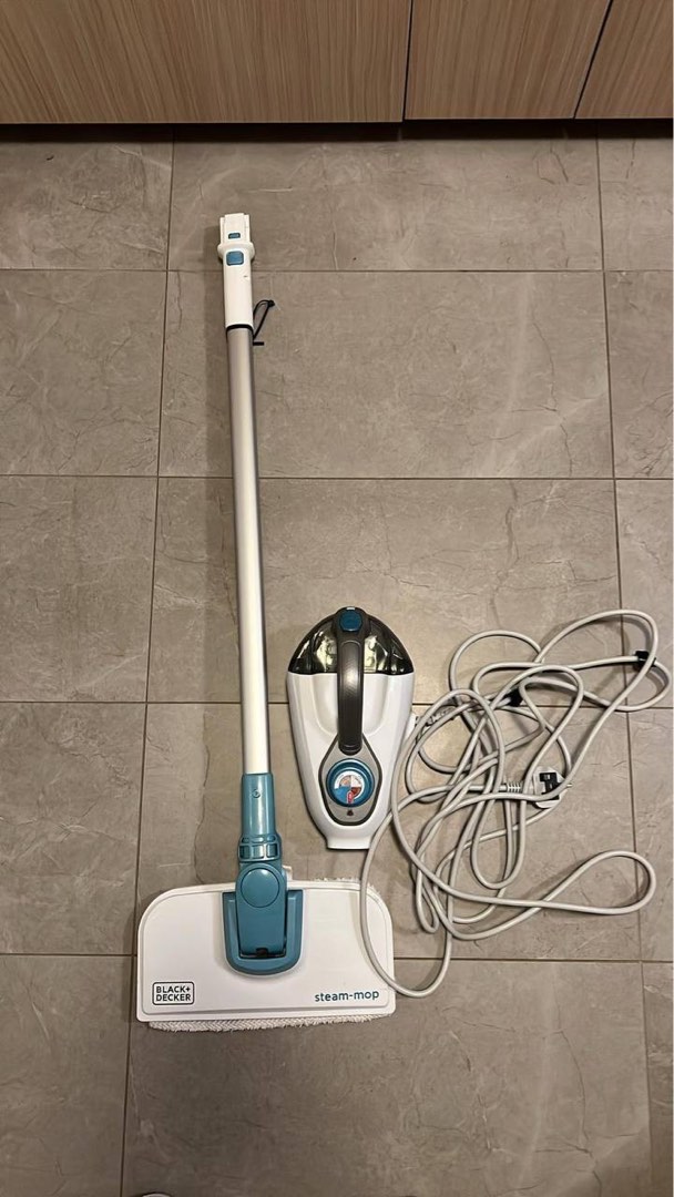 Black and Decker FSMH1300FX 7 in 1 Steam Floor Mop