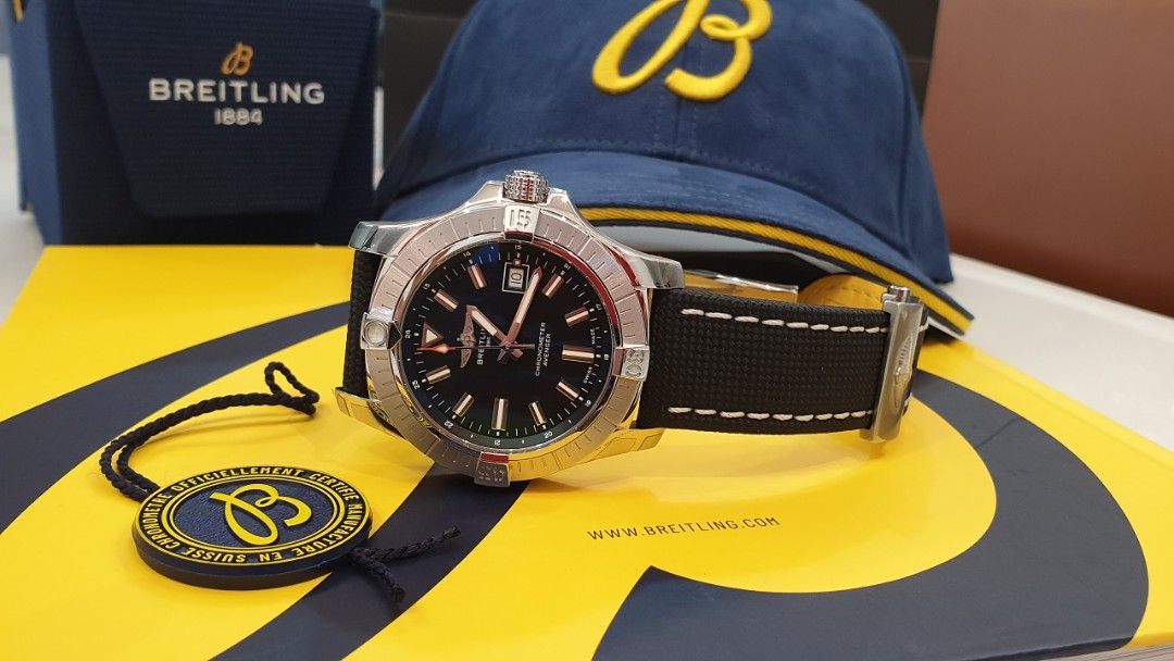 Breitling Avenger 43mm
