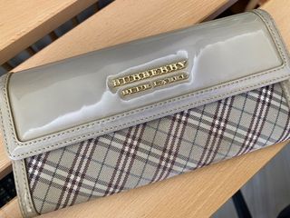 （分類：）位於 。 由 melodykitkit 提交（商品編號 1262371690，圖片 1）。簡介： 。