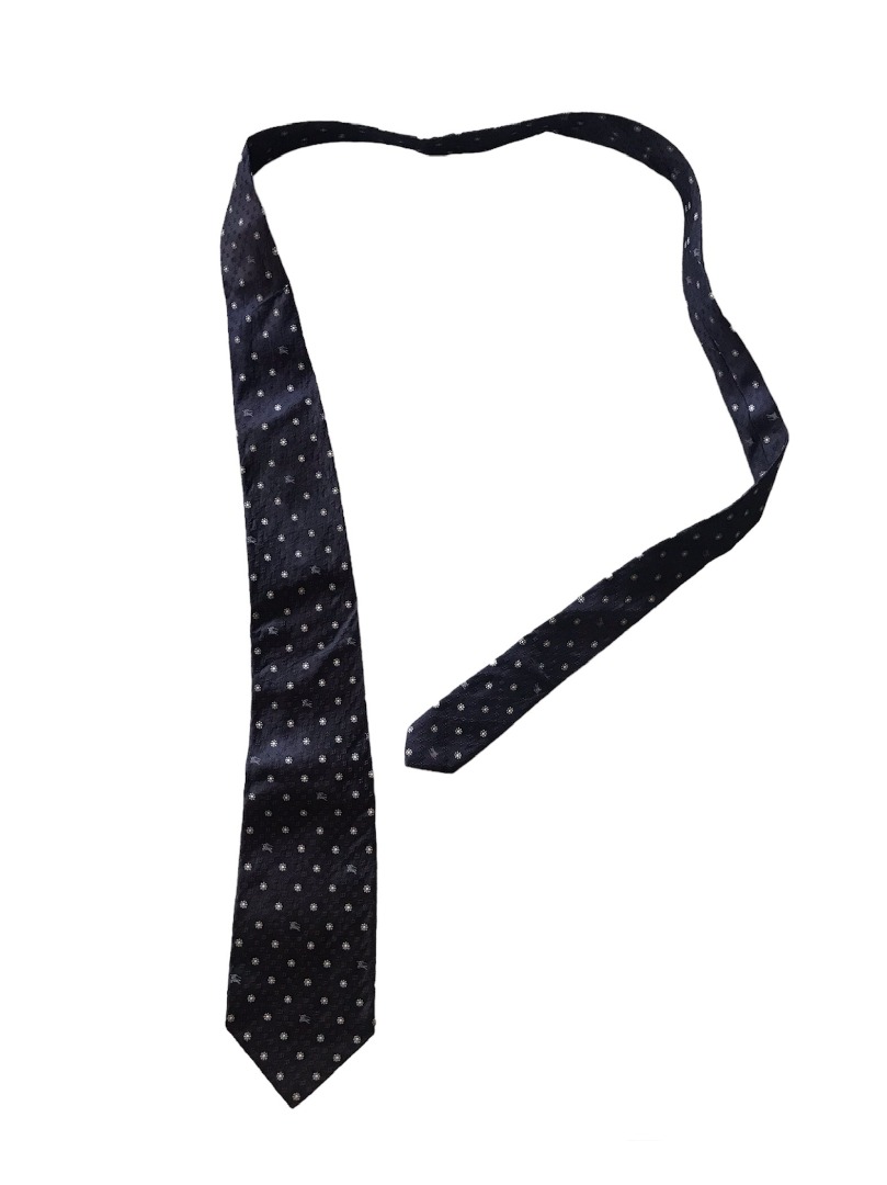 Black and best sale white burberry tie