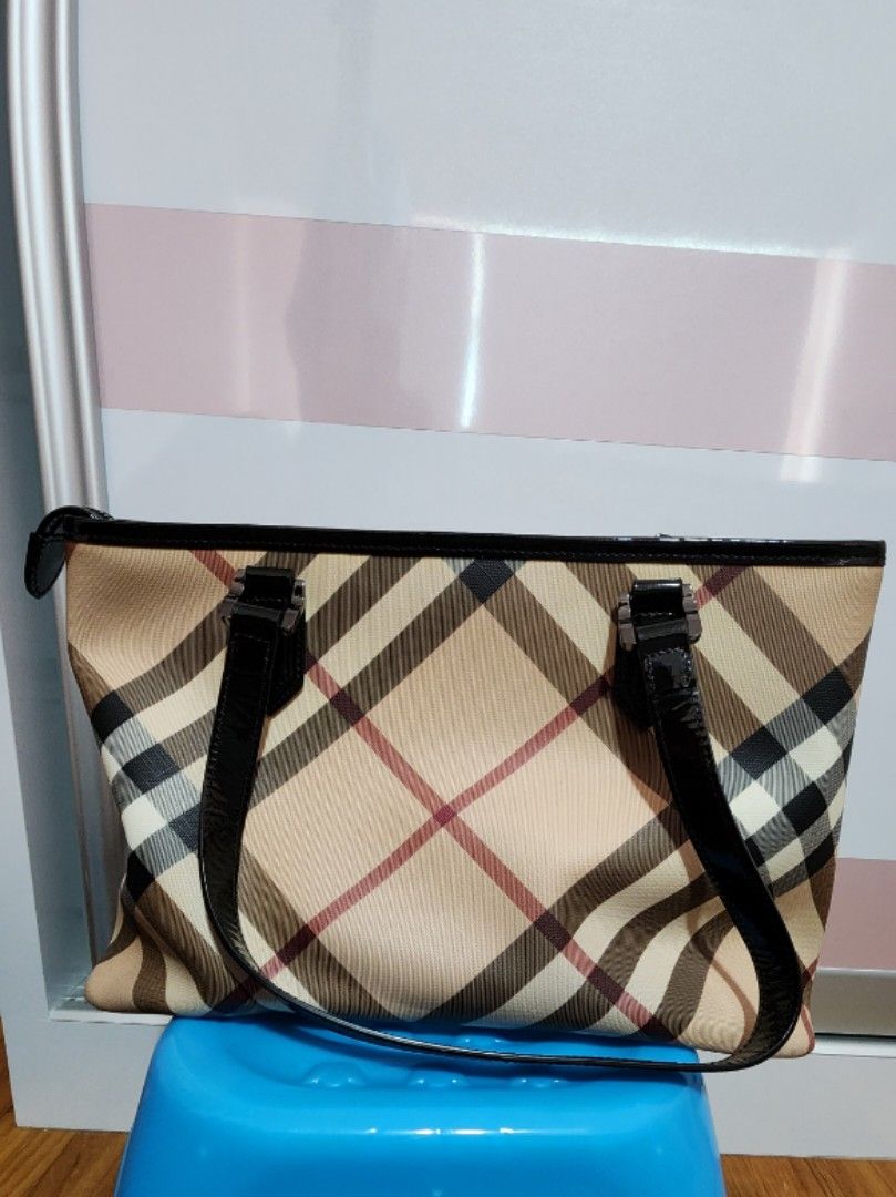 Burberry nova check tote discontinued deals