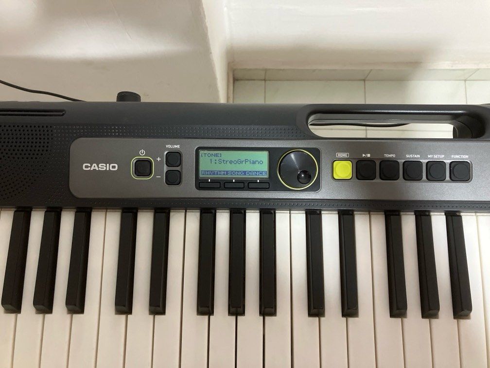 Casiotone Lk-s245 Casio LK-S250 61-Key Premium Lighted Keyboard