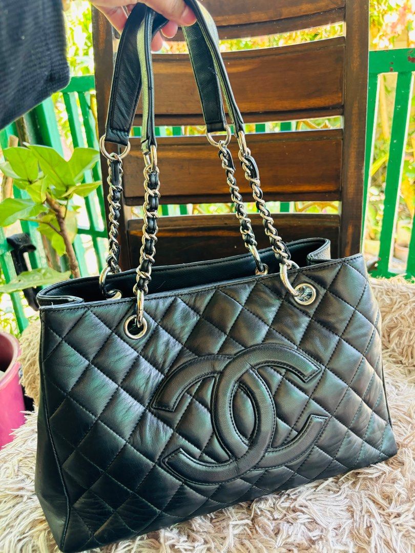 Chanel gst 2025 lambskin