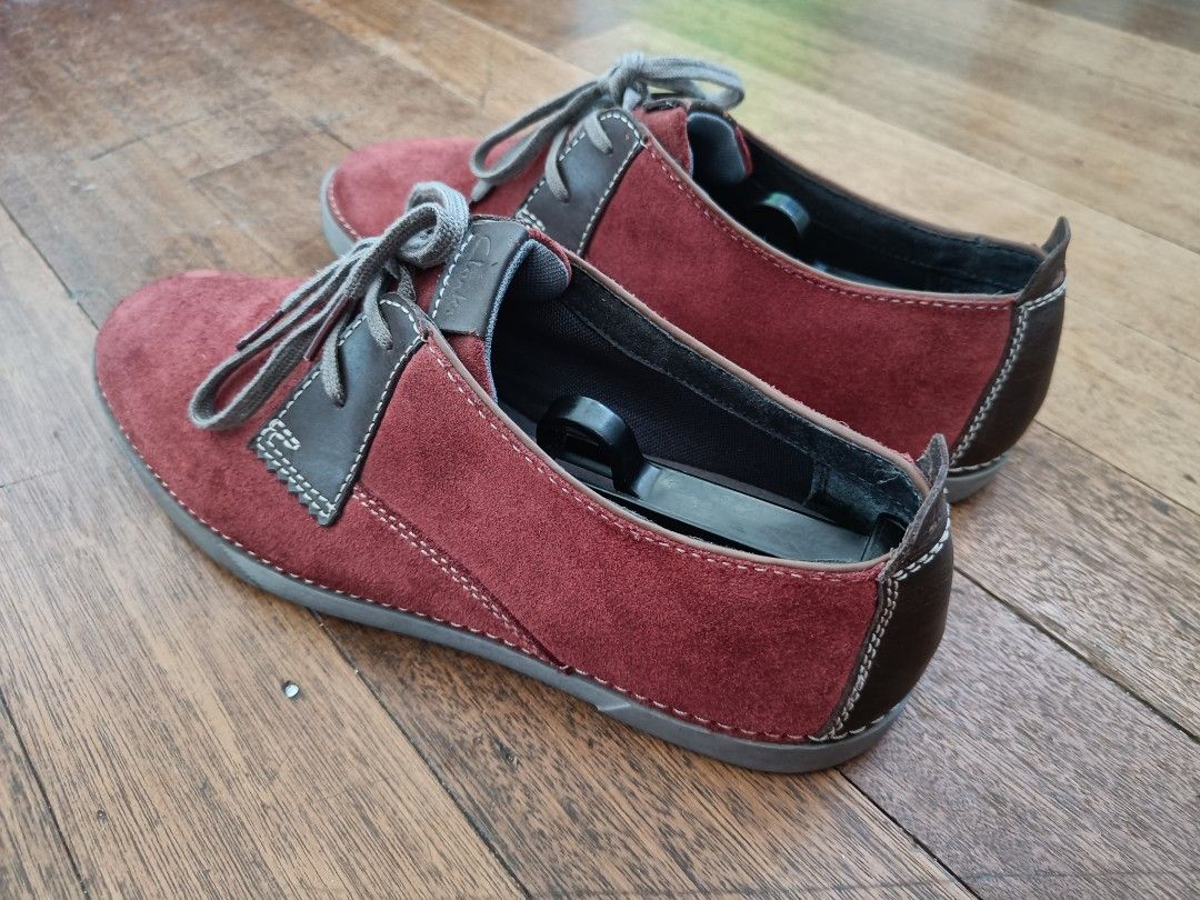 Clarks Collection Red Suede Shoe Mens (Category: Casual Shoes) located in Paranaque City. Submitted by pznt_patrick (Listing ID 1262377281, Image 2). Description: For Sale: Clarks Collection Red Suede Shoe Mens Size: 10.5 US, UK 9.5, 43.5 EU Condition: Signs of Wear. Slight fading on Suede. Cracking leather. Heal Drags. See pictures. No box. Price: 500 Php Willing to meet up. Meetups anywhere around Paranaque or Alabang. Also willing to ship. Buy