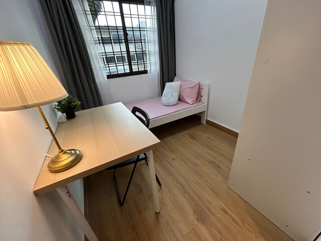 (Category: ) located in . Submitted by weililee (Listing ID 1262335909, Image 1). Description: .
