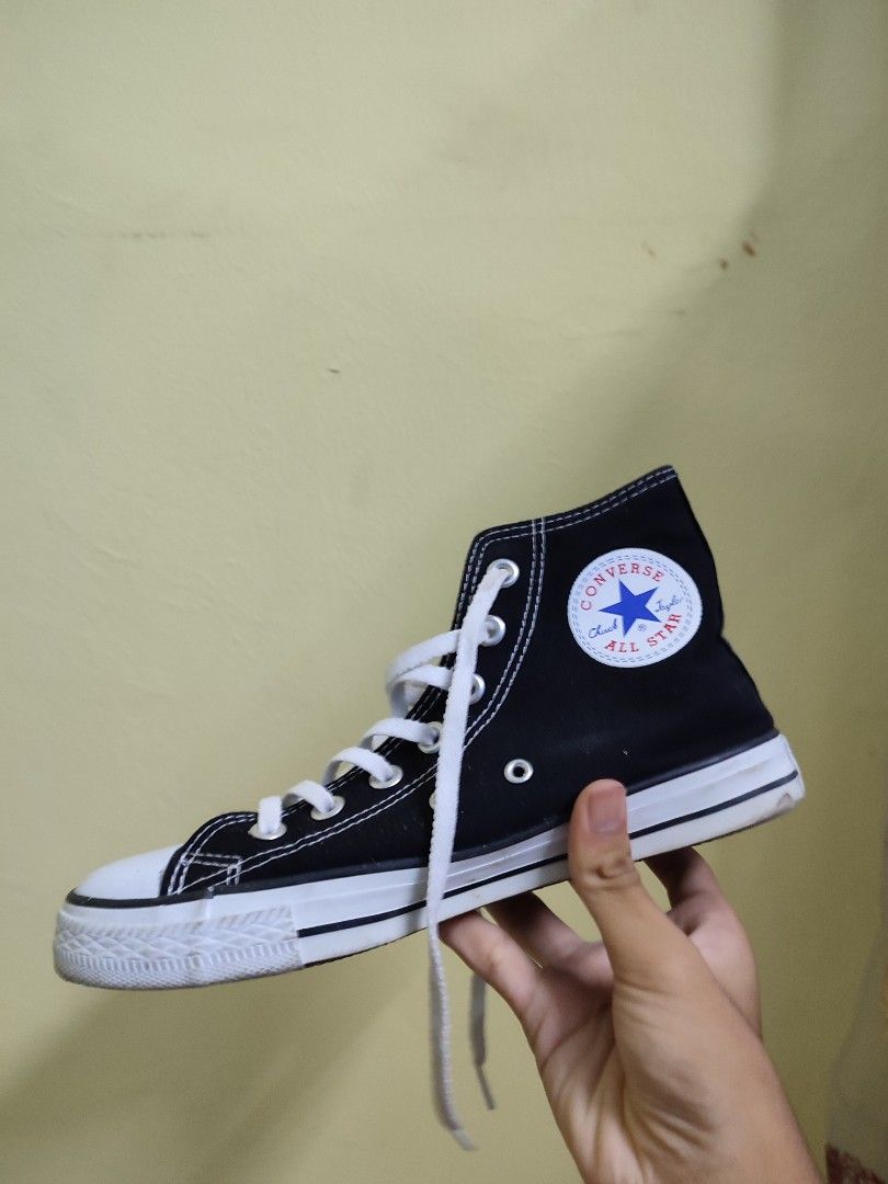 Sepatu converse sales chuck taylor high