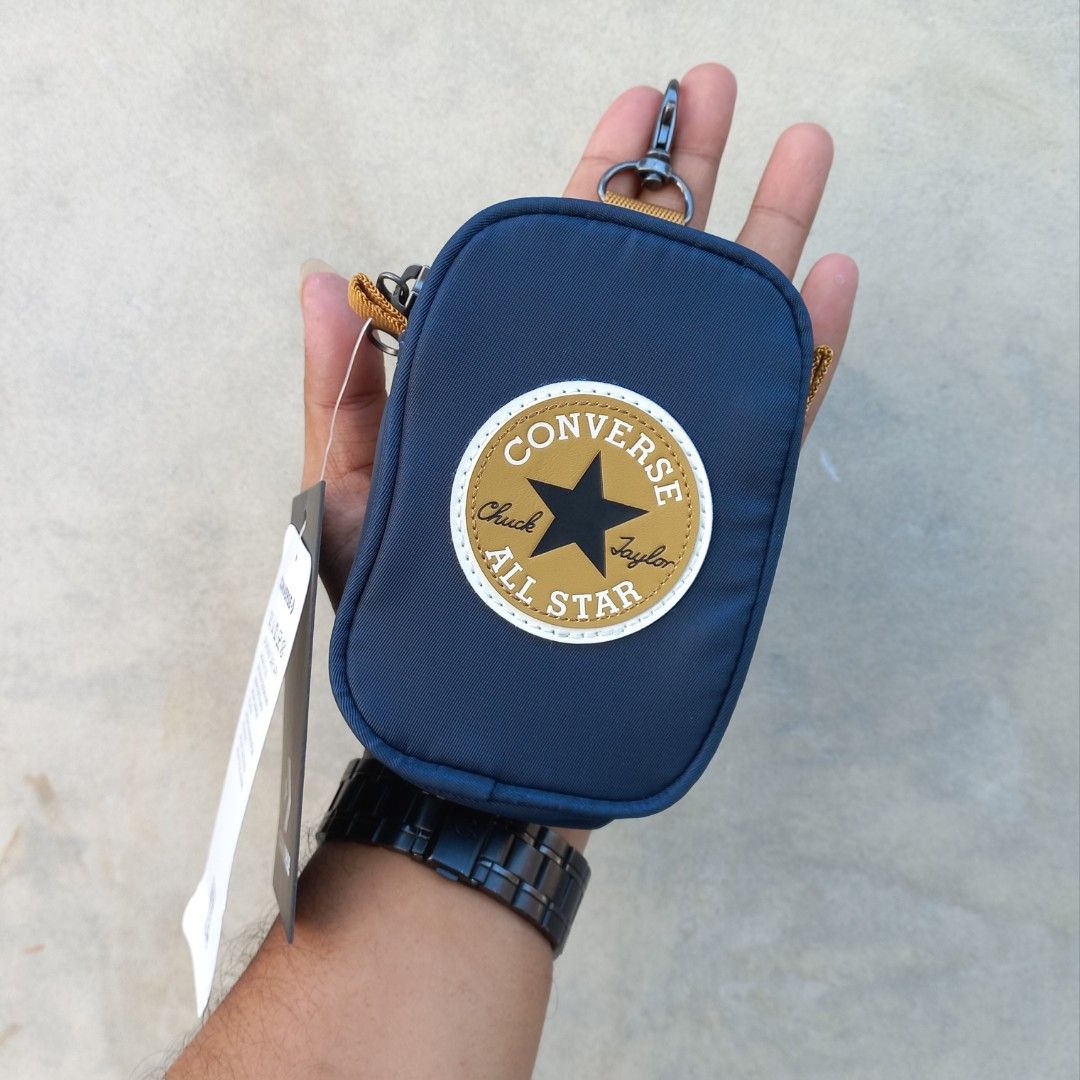 Converse pouch 2025