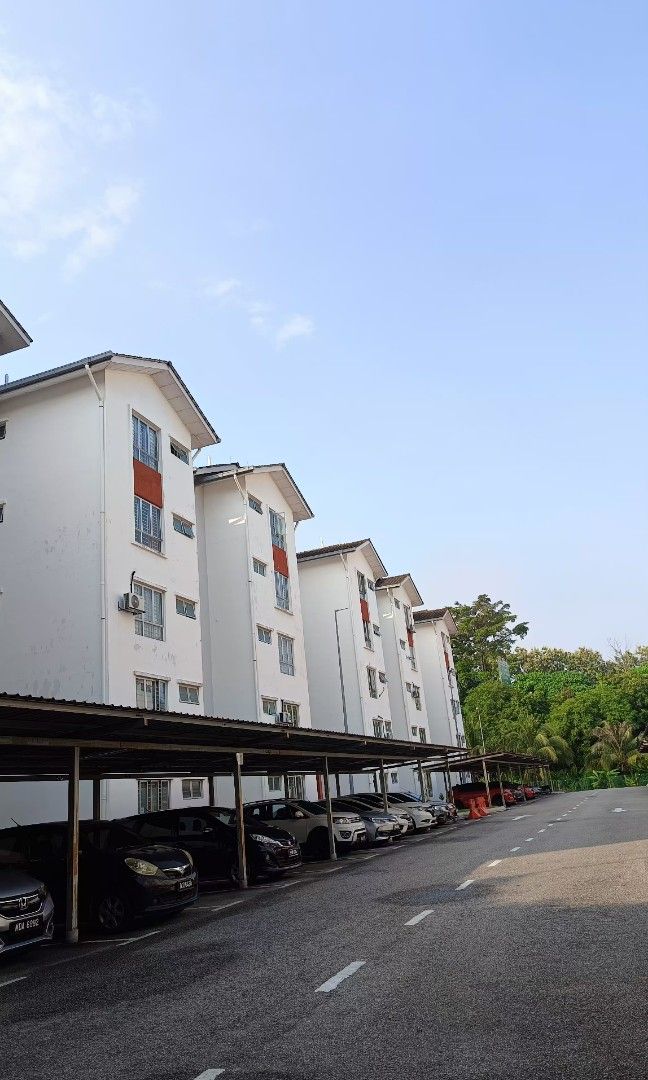 Danau Seri Taman Velencia Sungai Buloh, Property, Rentals on Carousell