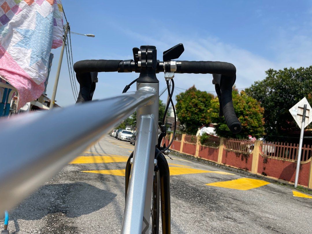 Decathlon 100 RC road bike 7s
