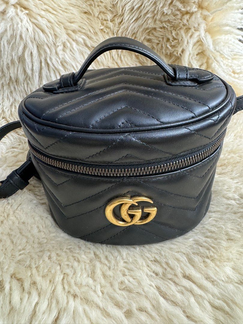 Gucci backpack marmont leather (Category: Luxury Bags & Wallets) located in Rizal. Submitted by rat_20 (Listing ID 1262484937, Image 1). Description: .