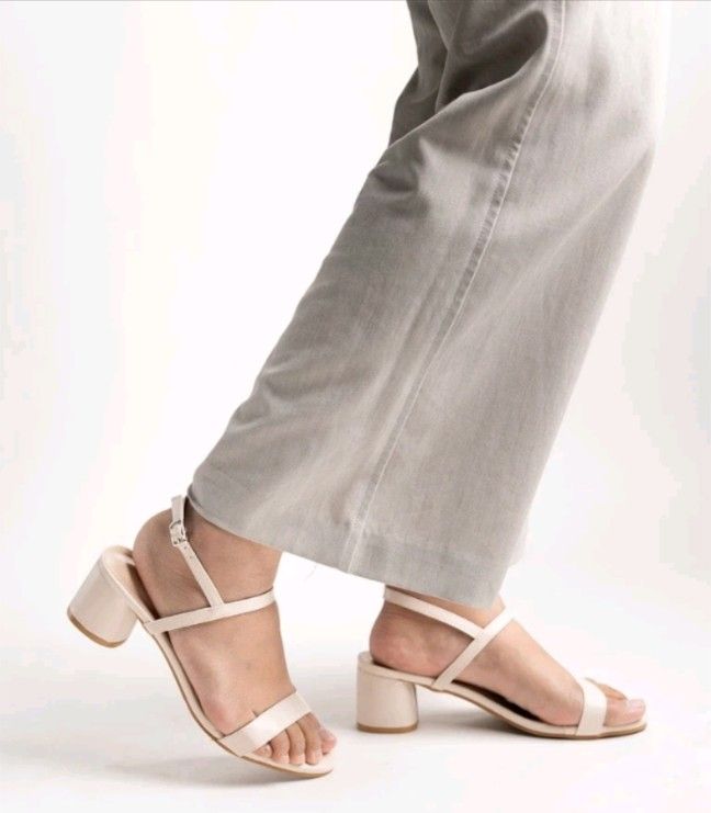 HAPPY2U Basic Elle Heels Beige