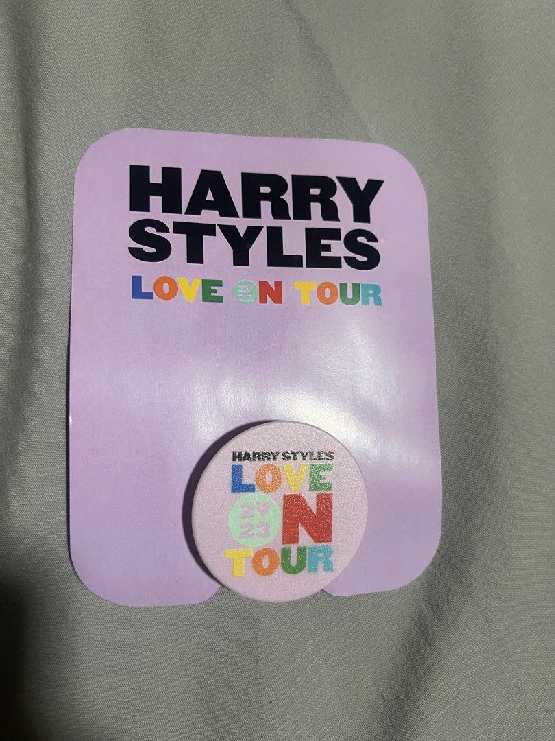 Harry Styles Love On Tour 2023 Pop Socket (Category: Western Merchandise) located in Quezon City. Submitted by dor444ymun (Listing ID 1262483510, Image 1). Description: negotiable.