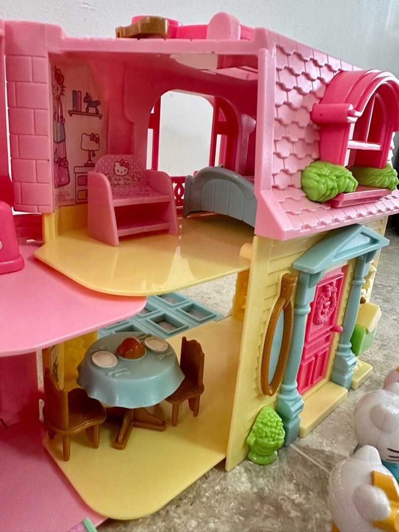 Hello Kitty Doll house Set, Hobbies & Toys, Toys & Games on Carousell
