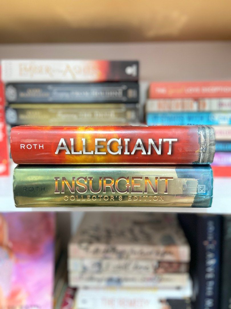 Insurgent & Allegiant HB (Category: Storybooks) located in Valenzuela. Submitted by charlizeandre (Listing ID 1262384816, Image 1). Description: - preloved - good condition (slight foxing and tanning) - bought from fully booked - no highlight or annotations.