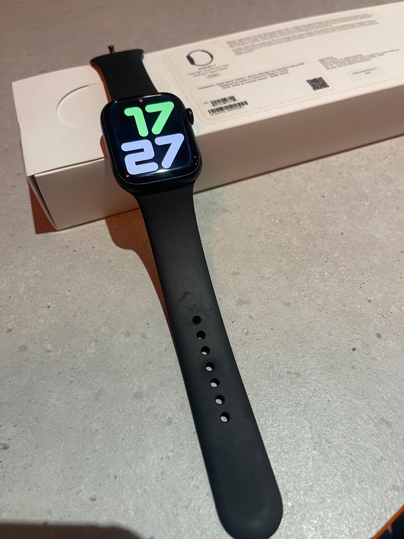 Iwatch 7 45mm ibox sd jan 2024, Fesyen Pria, Jam Tangan di Carousell