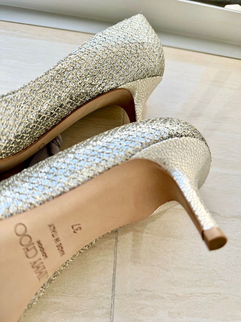 Jimmy Choo open toe pump shoes glittering champagne gold. Size 37