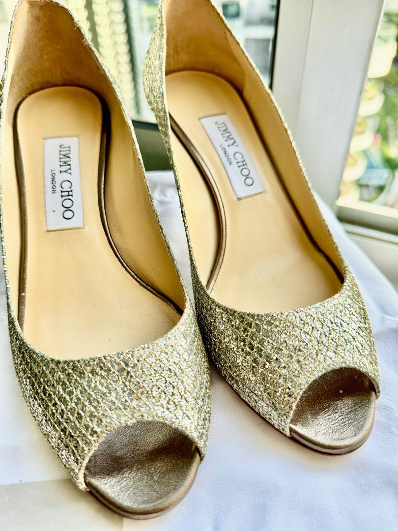 Gold cheap champagne shoes