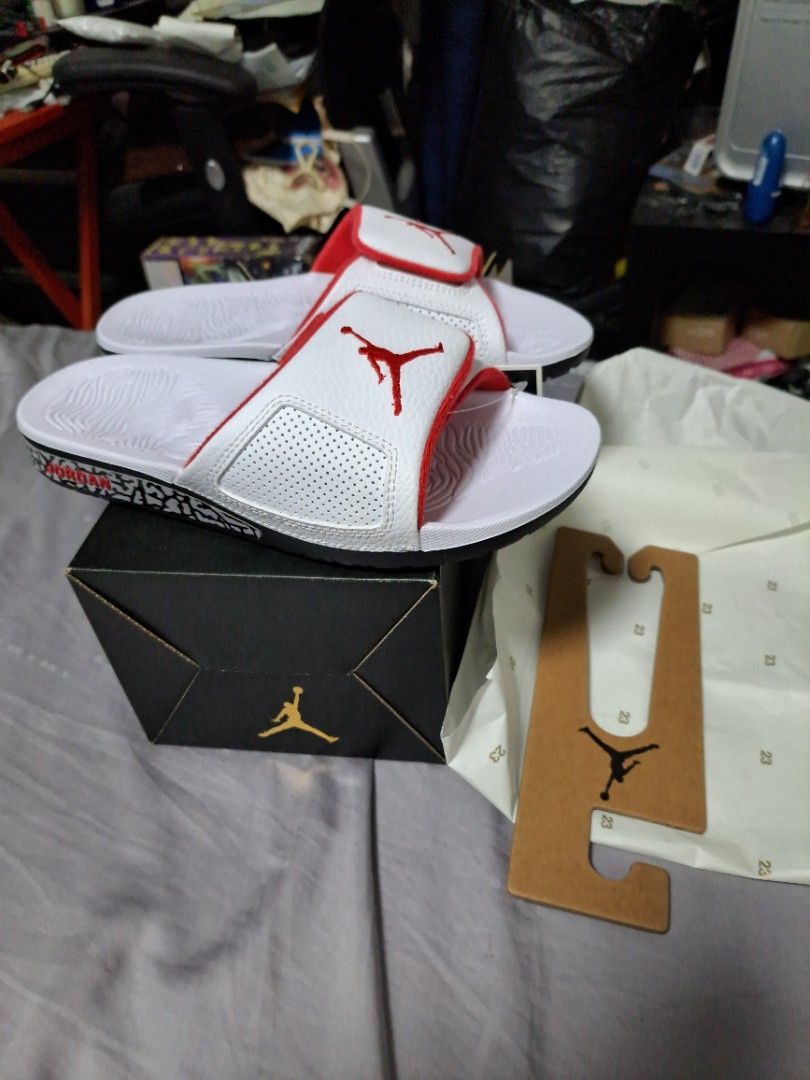 Jordan new arrivals 3 slides