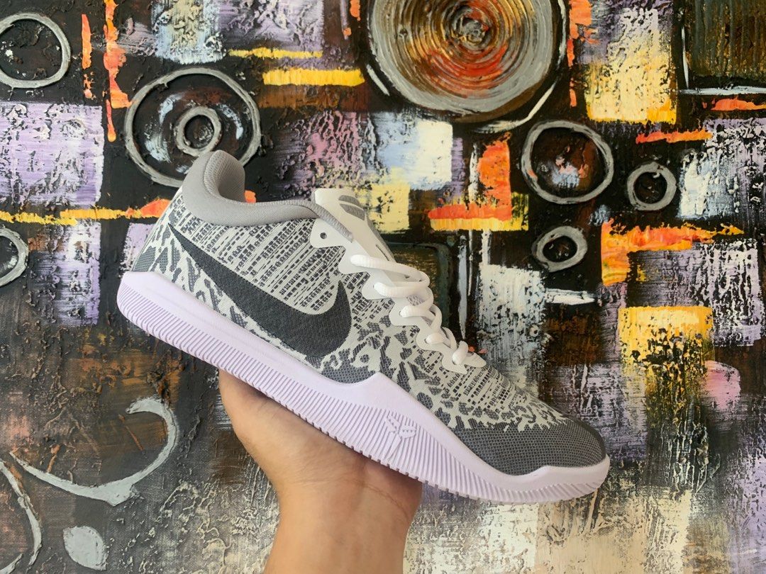 Kobe mamba rage white hot sale
