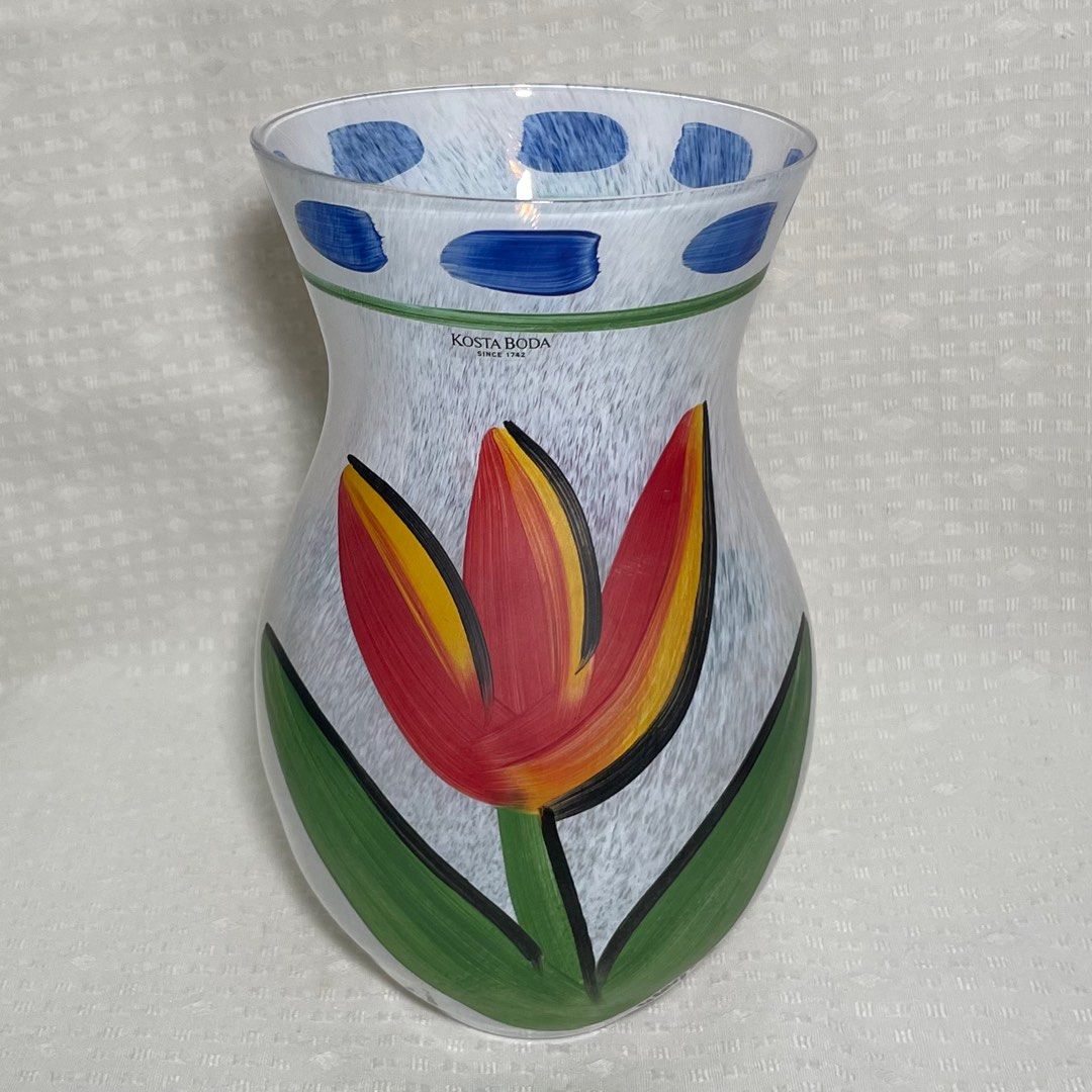 Kosta Boda Hand Painted Tulip Vase, 傢俬＆家居, 家居裝飾