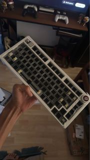(Category: ) located in . Submitted by cjgkudpyh5 (Listing ID 1262492403, Image 1). Description: .