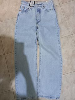 （分類：）位於 。 由 karlyho 提交（商品編號 1262476138，圖片 1）。簡介： 。