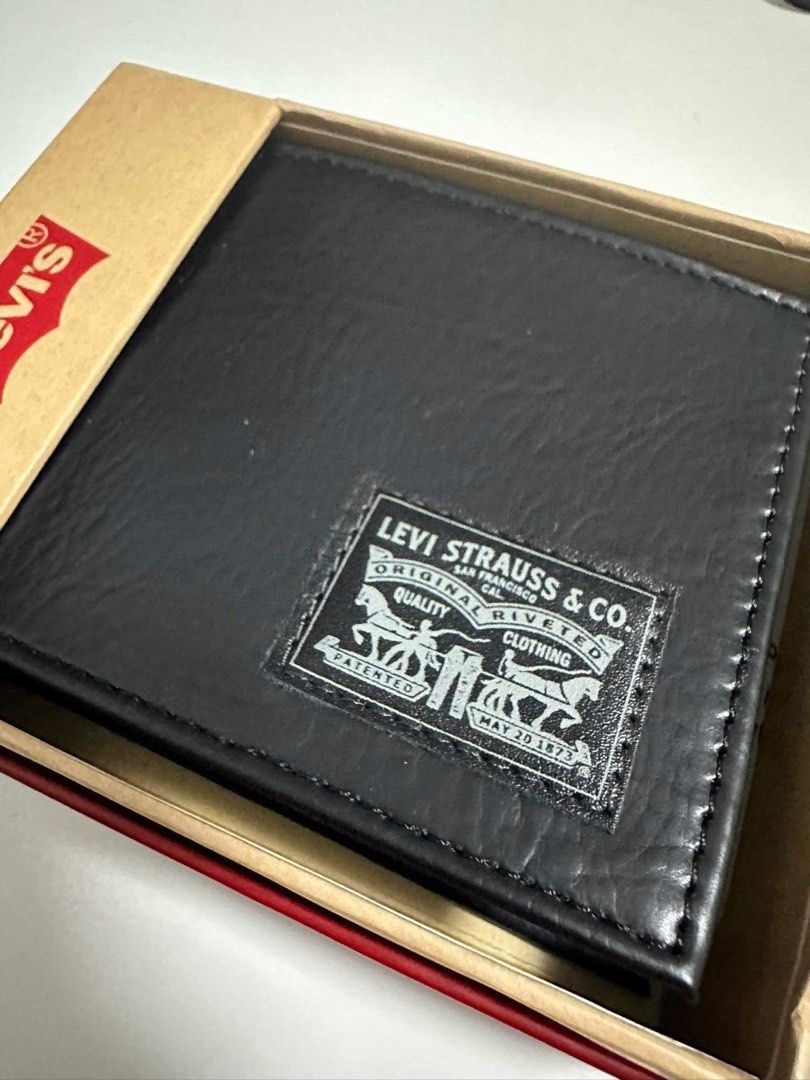 Levis Wallet (Black) (Category: Wallets & Card Holders) located in Manila. Submitted by goldrea (Listing ID 1262355422, Image 1). Description: Brand New Levis Wallet bought from US Message for details and inquiries.