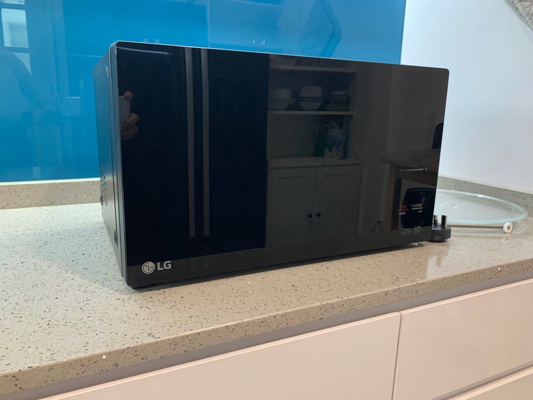 LG Microwave Oven Smart Inverter MS2595DIS, TV & Home Appliances