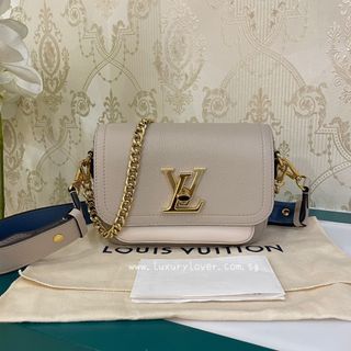 Louis Vuitton Montaigne Handbag 331463