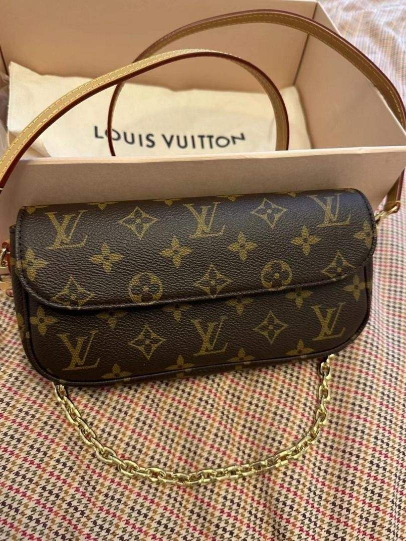 Louis Vuitton Wallet on Chain Ivy Black Monogram Empreinte