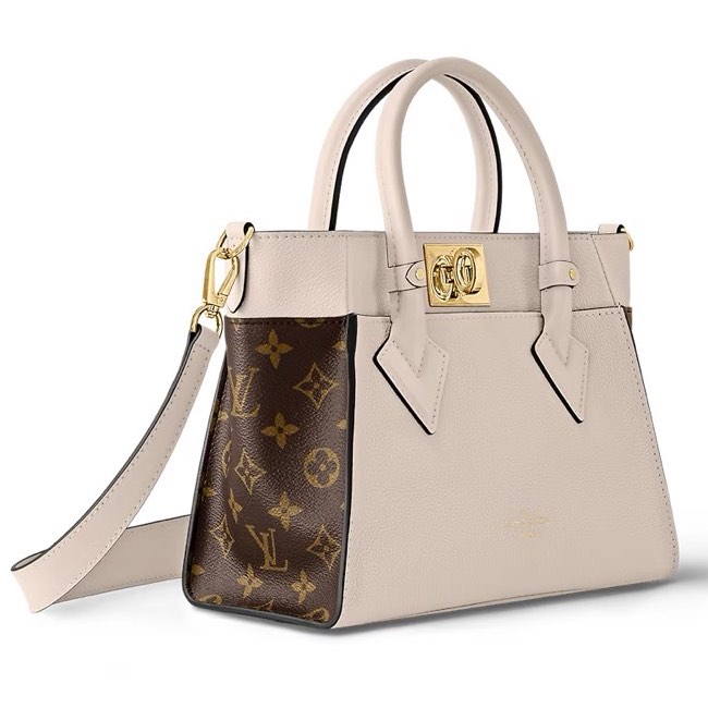Louis Vuitton tote bag On The Go MM by the pool collection, Luxury, Bags &  Wallets on Carousell