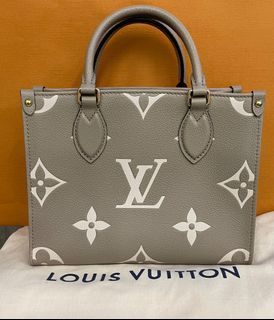 Louis Vuitton x Yayoi Kusama Sac Plat 24H White in Taurillon Cowhide  Leather with Palladium-tone - US