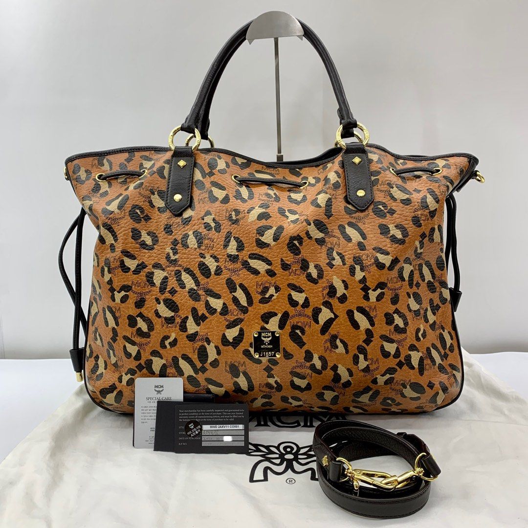 Mcm leopard tote outlet