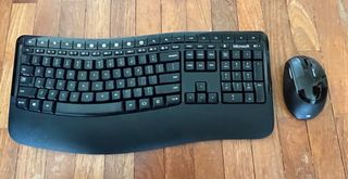 (Category: ) located in . Submitted by cinksa (Listing ID 1262493689, Image 1). Description: .