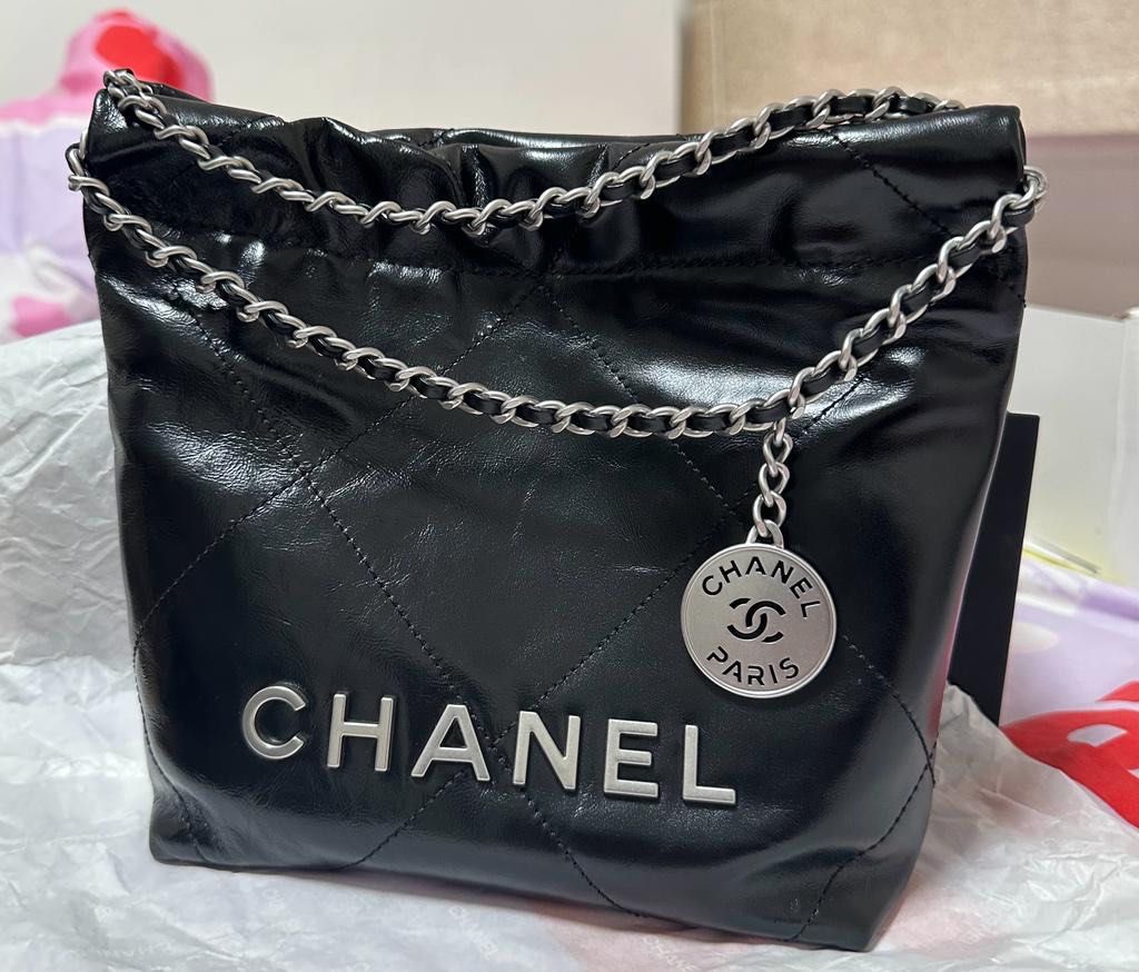 Fresh from boutique ‼️ Chanel mini 22 bag coral pink, Luxury, Bags &  Wallets on Carousell