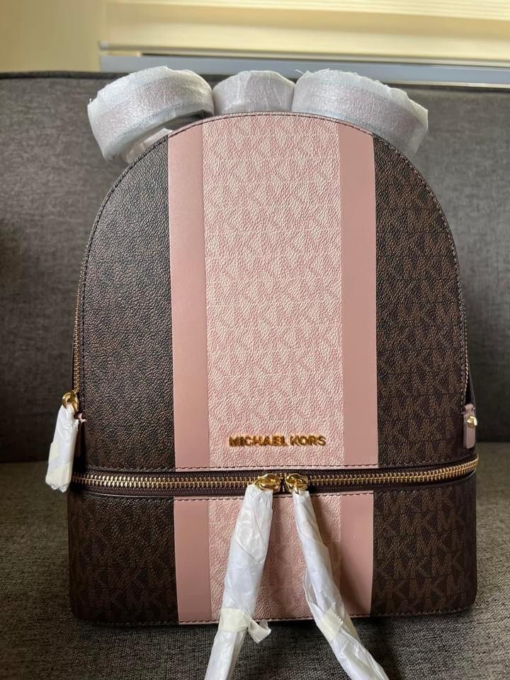 Mk rhea zip medium discount backpack