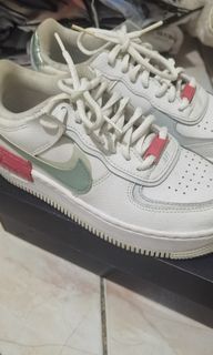 AIR FORCE 1 LV8 (GS) EMERALD RISE – Sneaker Room