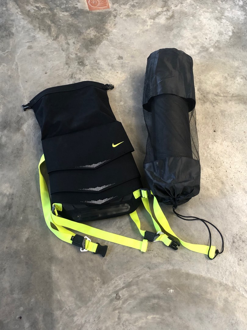 Nike gym matt sales