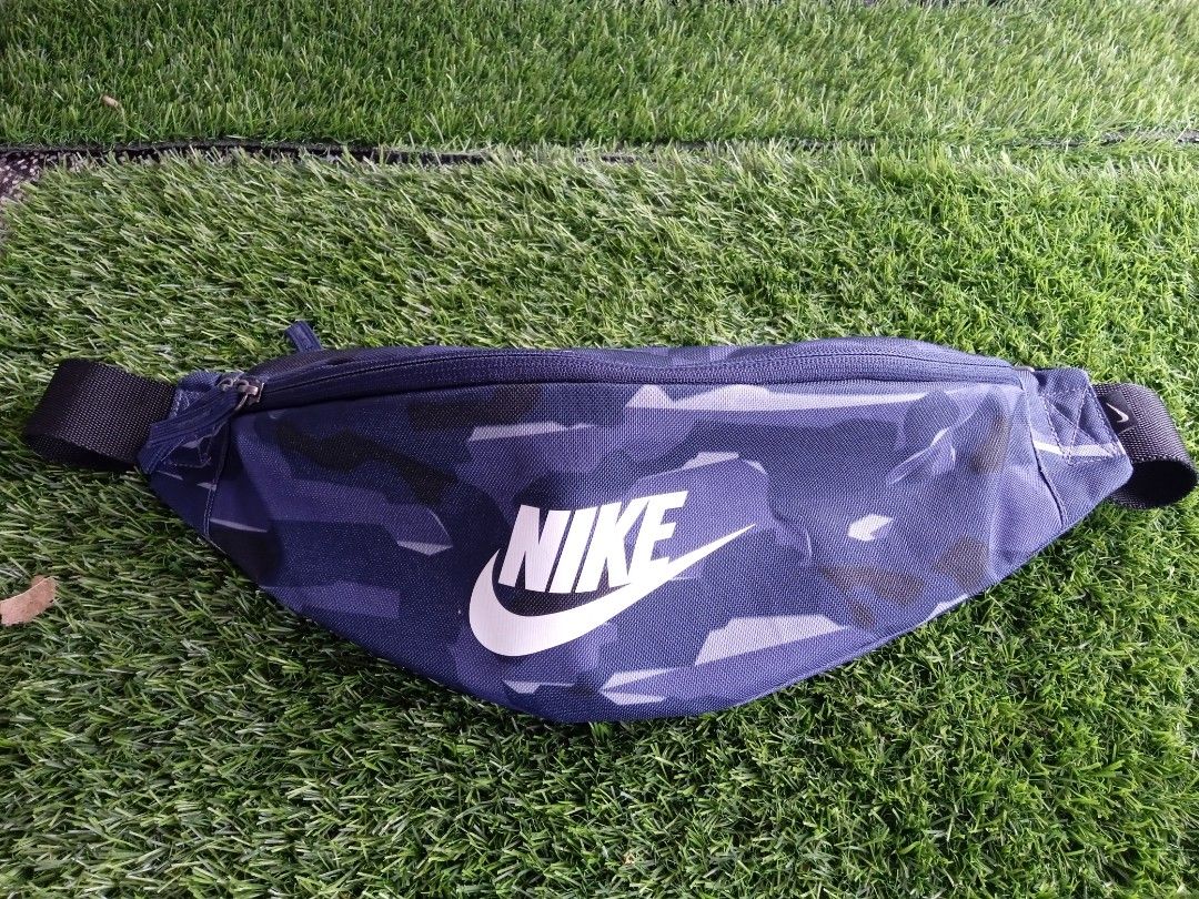 Nike camo bumbag hotsell