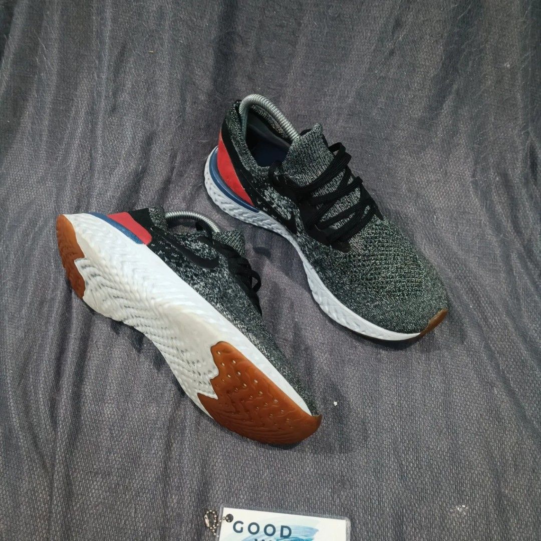 Nike epic react flyknit 40 sale