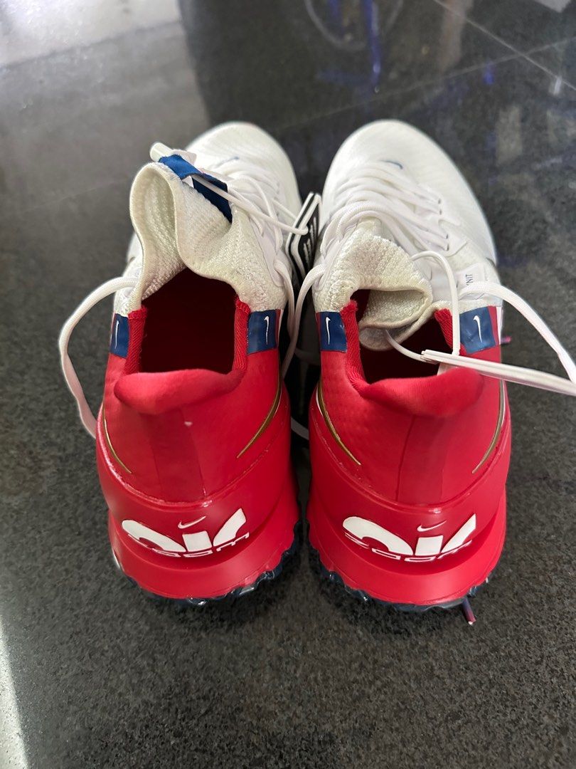 NIKE Golf Shoe Sports Equipment Sports Games Golf on Carousell