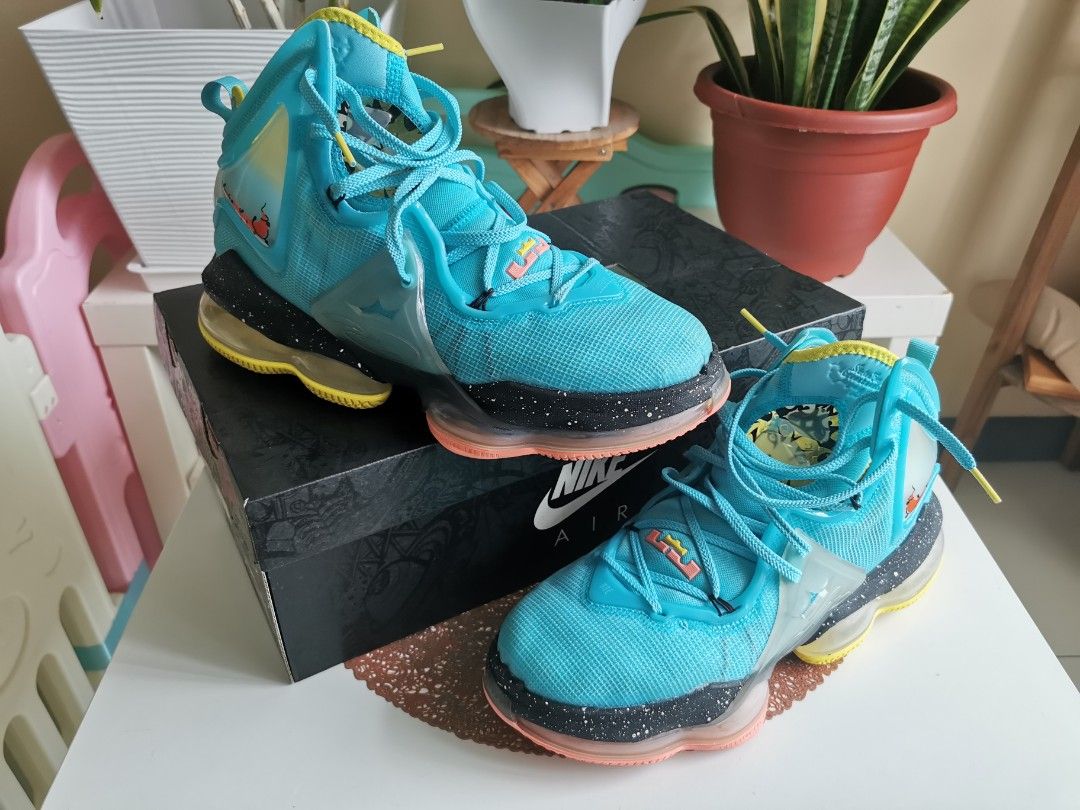 Christmas kyrie 6 hot sale