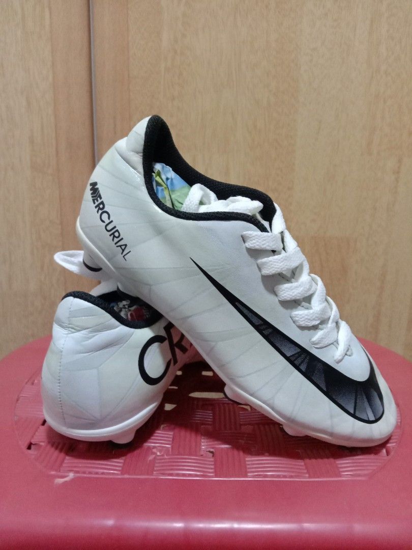 Kasut bola nike clearance cr7
