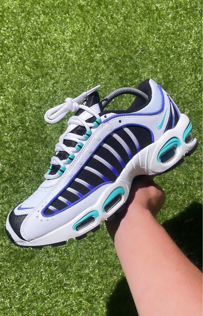 nike tailwind grape