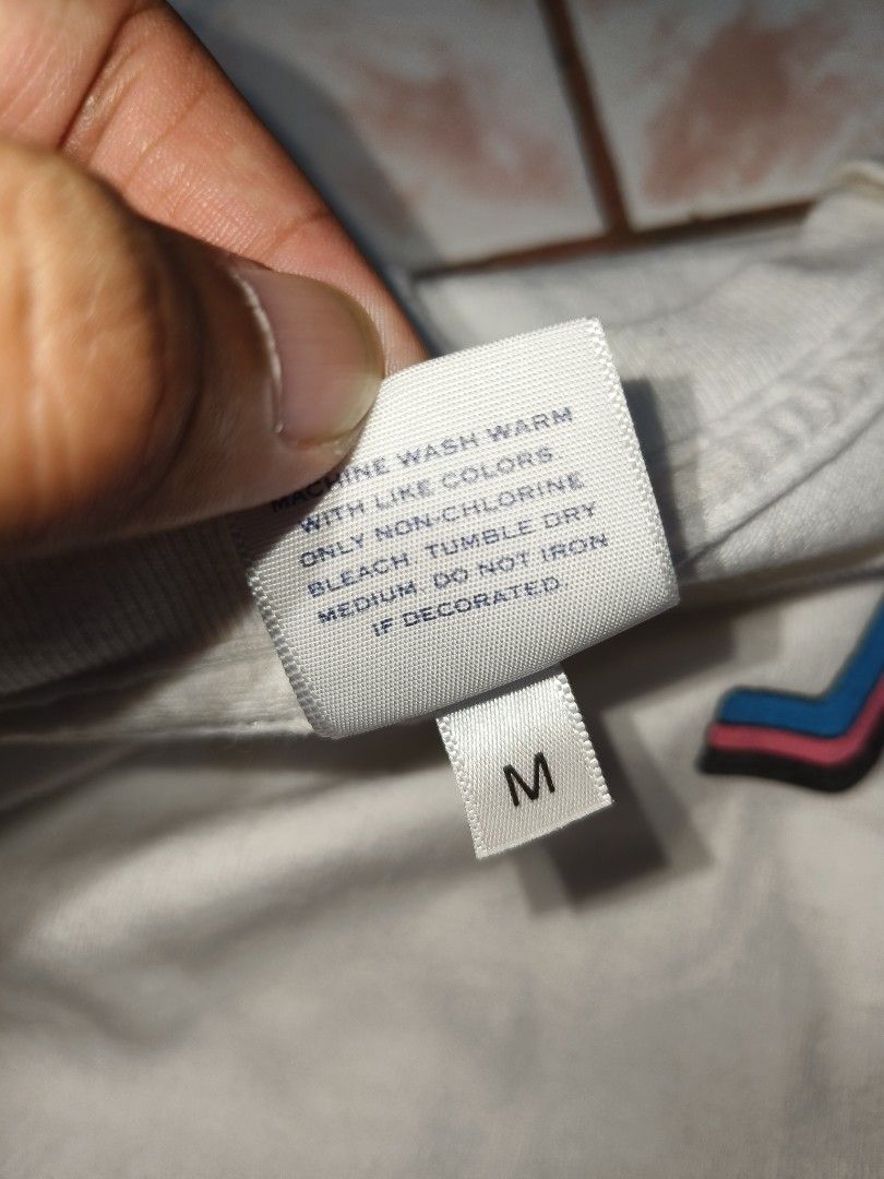 NOAH Cursive Script Mullet Type Tee, Men's Fashion, Tops & Sets