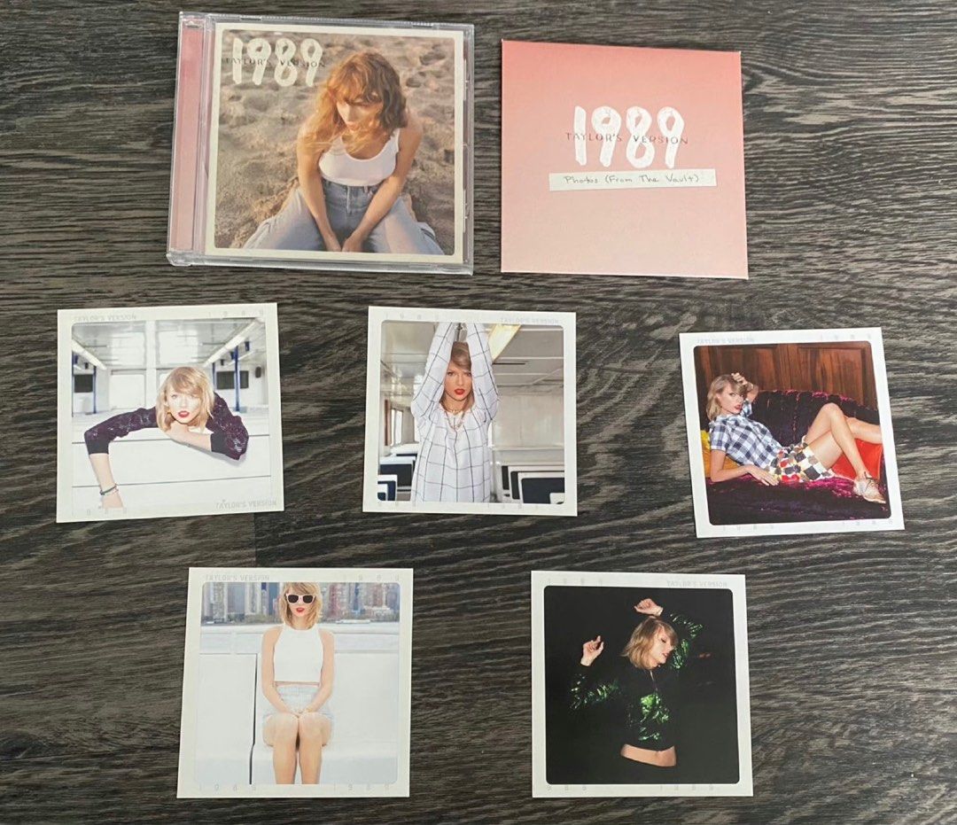 On the way - Taylor swift 1989 Taylor's version deluxe CDs with