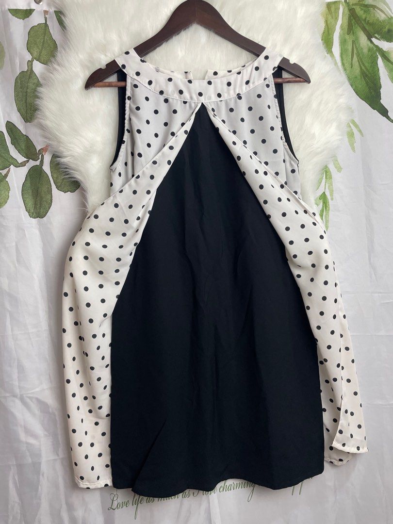 Polka Dots Black & White Dress (Category: Dresses) located in Manila. Submitted by joyfulmessforless (Listing ID 1262442636, Image 2). Description: ♥️Used well dress ♥️Polka Dots ♥️Black and White ♥️need minor mending ♥️has blue ink stain in upper front ♥️Medium size.