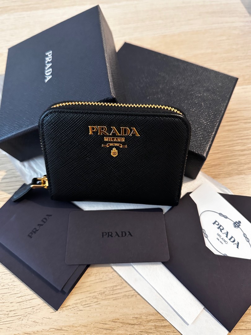 Saffiano Prada panier Black Leather ref.266884 - Joli Closet